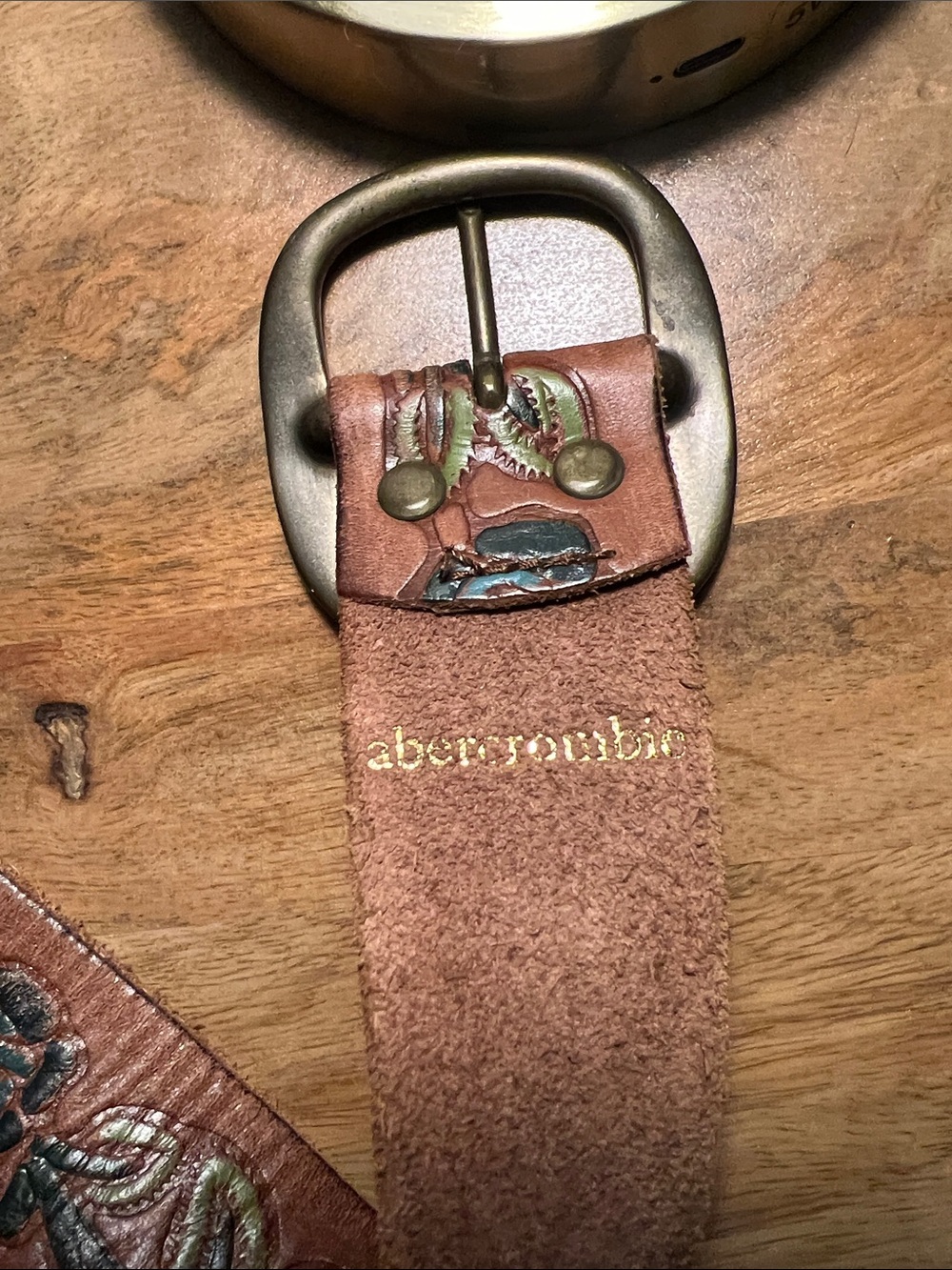 Vintage Abercrombie Brown Leather Floral-Tooled Belt with Antique Brass Buckle - Picture 2 of 5